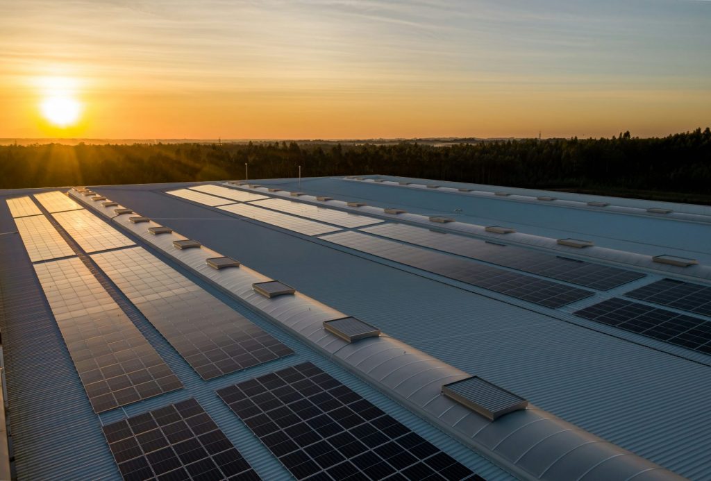 Placas solares sobre tejado